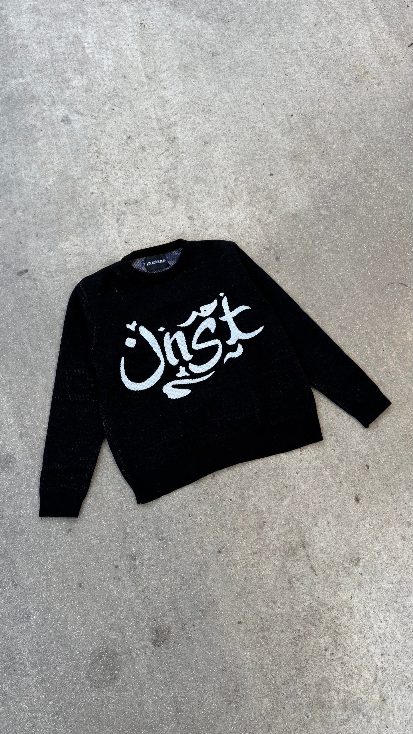 UNST BLACK Knit